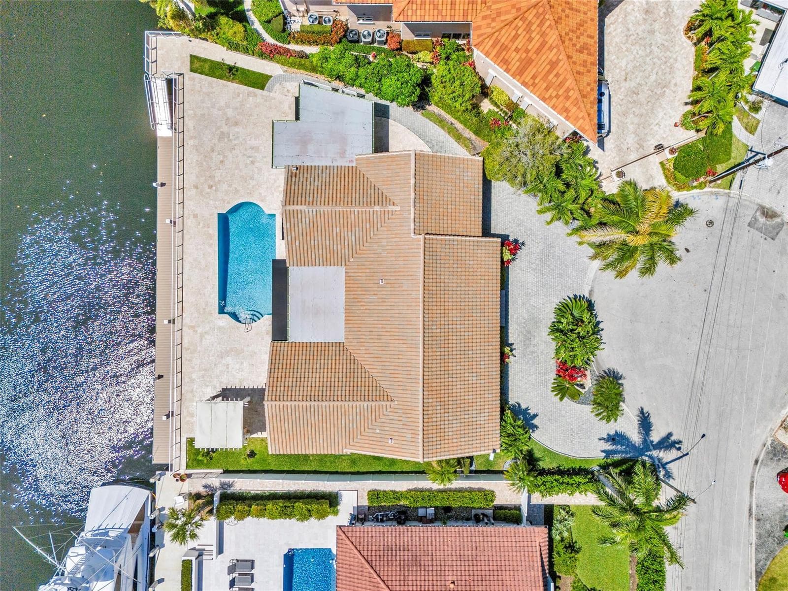 633 4th Key Dr