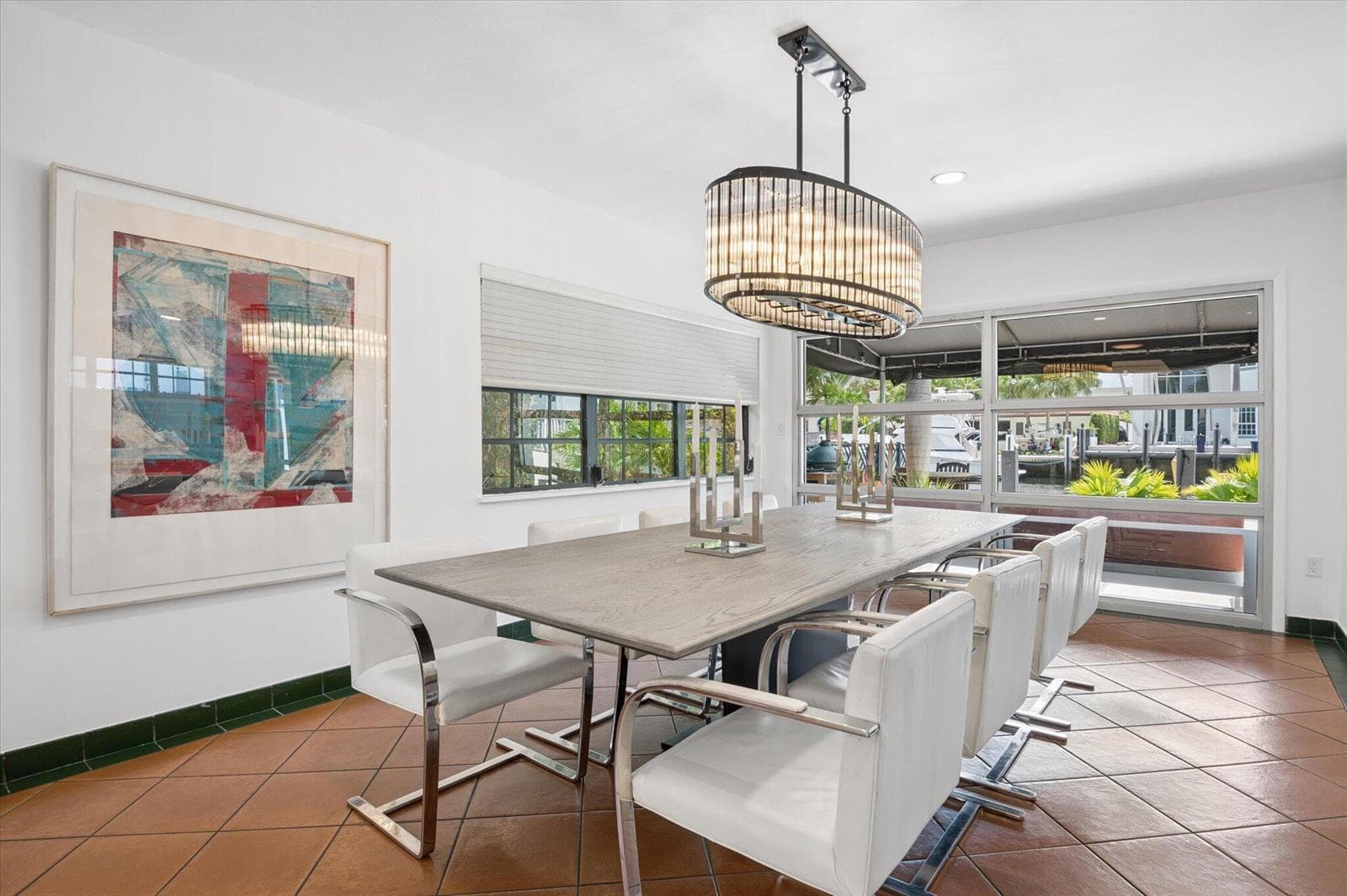 325 Coconut Isle Dr