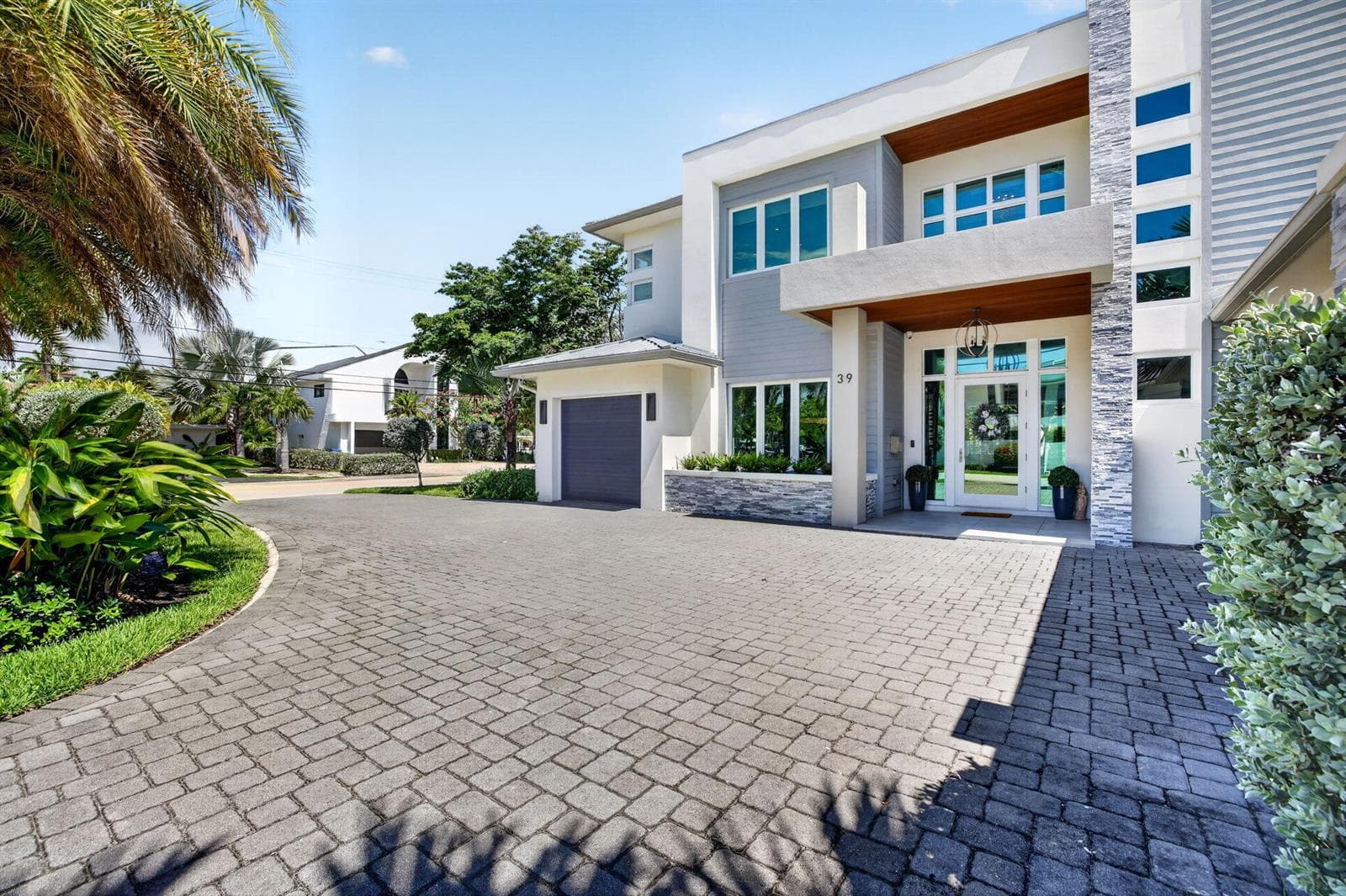 39 Pelican Dr