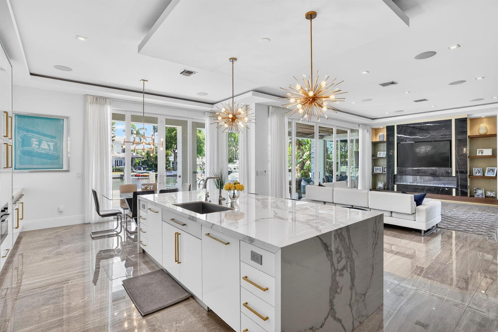 39 Pelican Dr