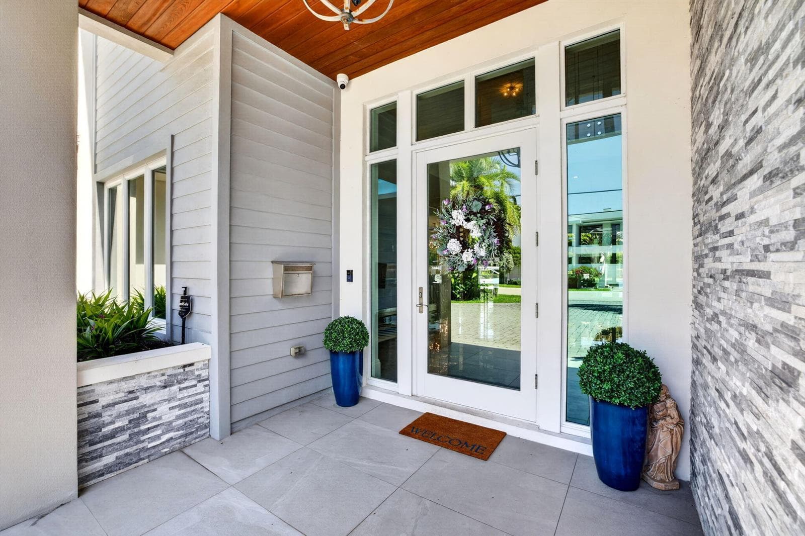 39 Pelican Dr