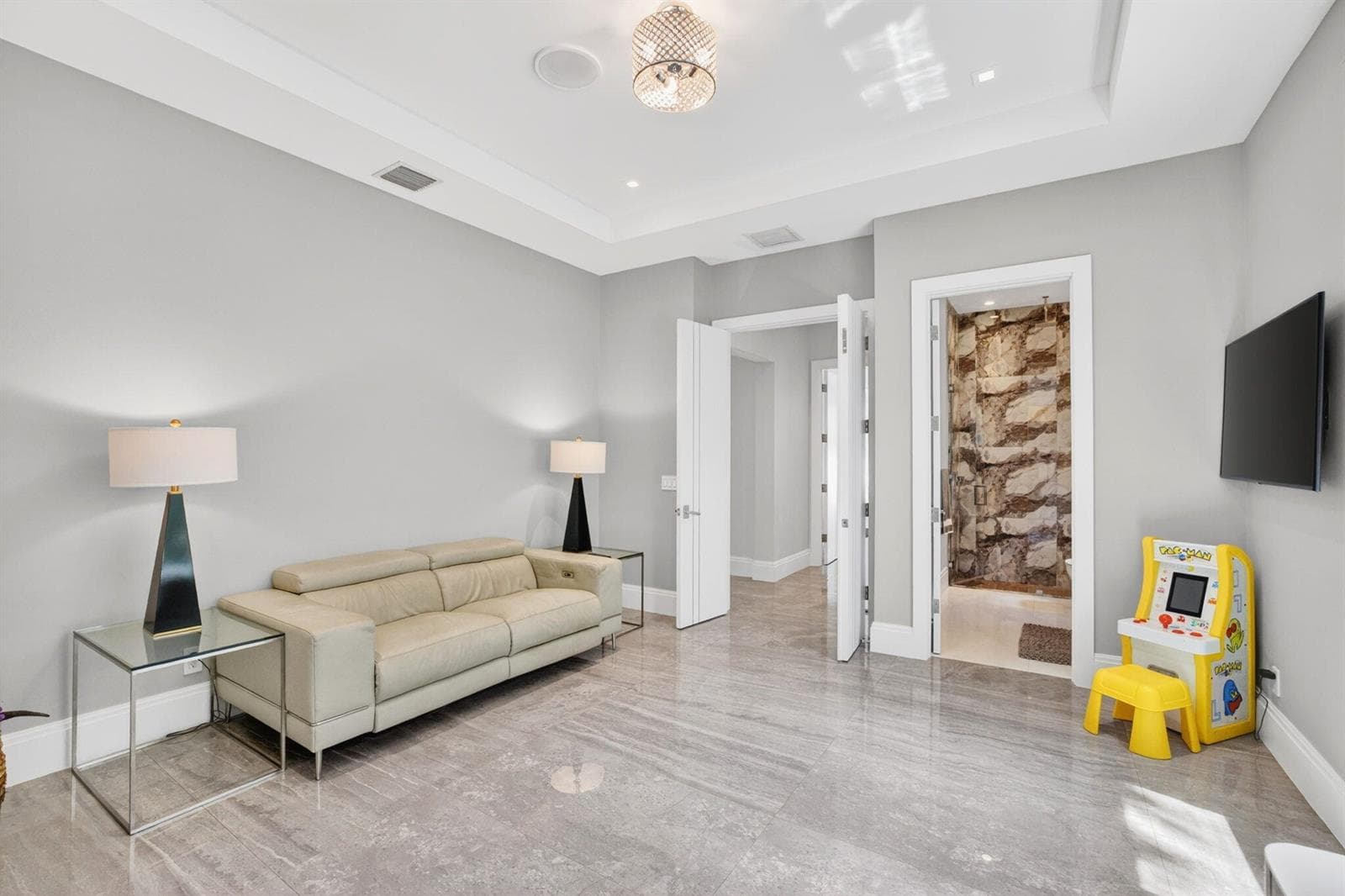 39 Pelican Dr