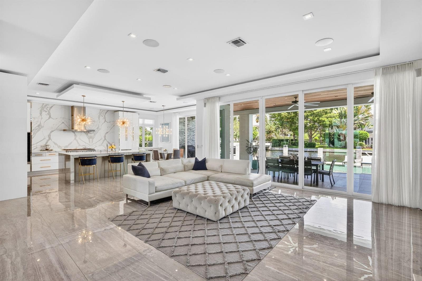 39 Pelican Dr
