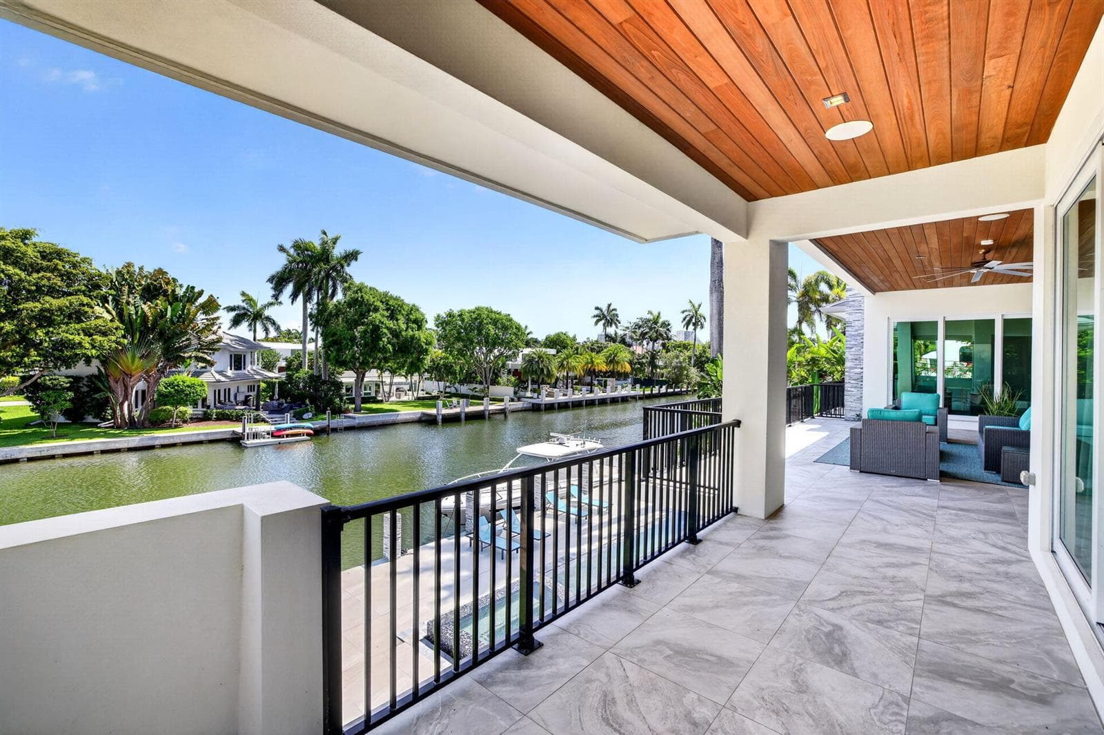 39 Pelican Dr