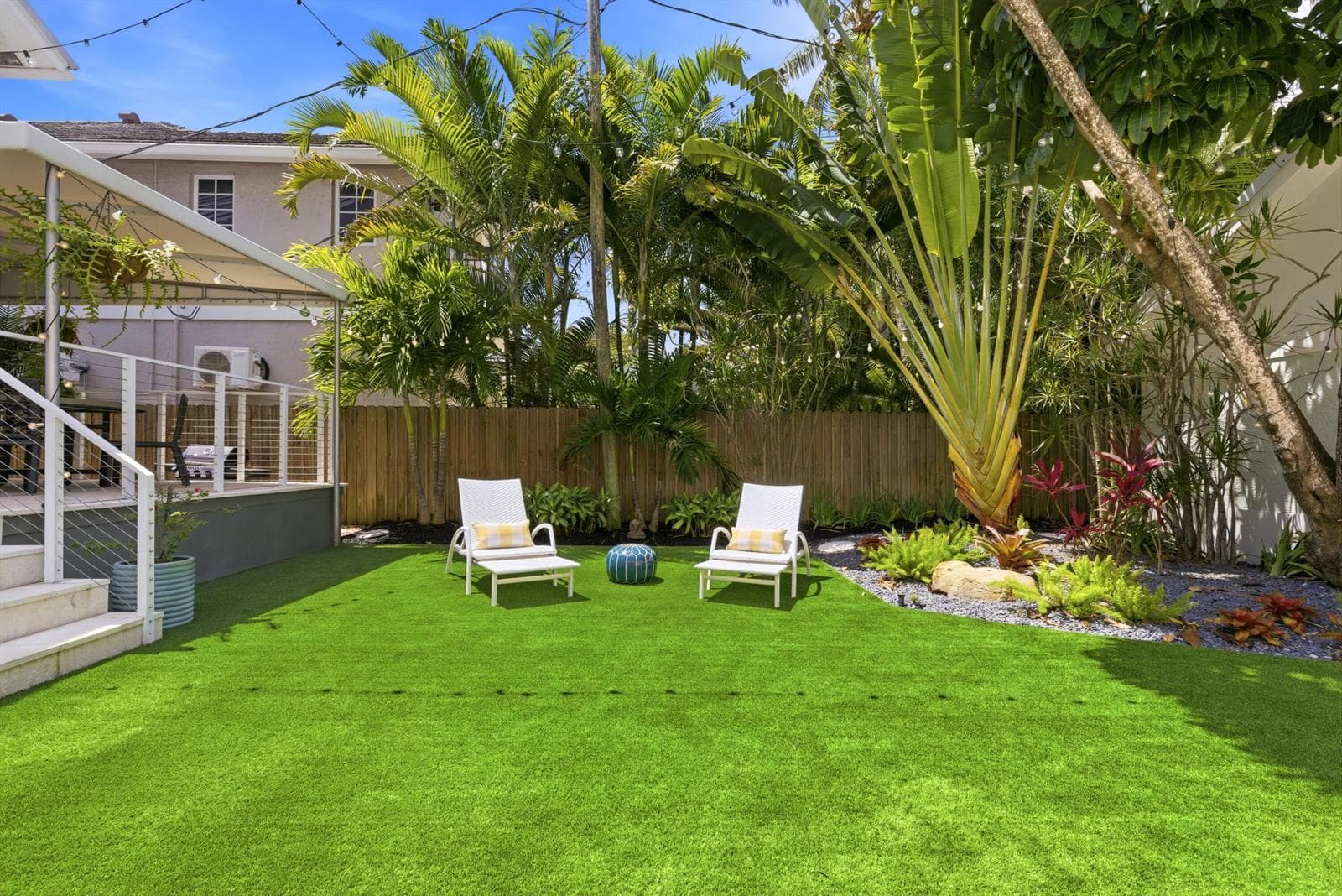 325 SE 26th Ave
