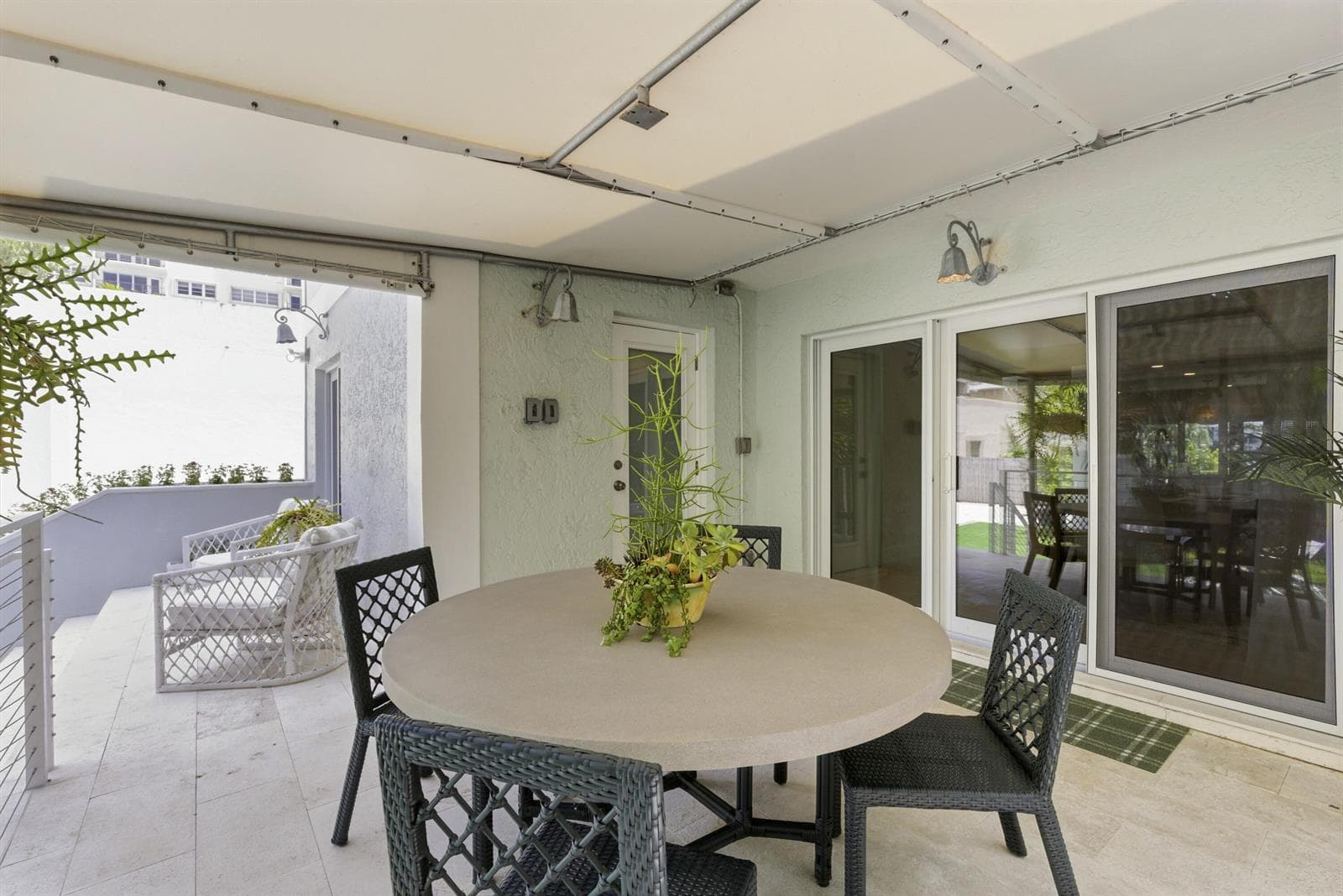 325 SE 26th Ave
