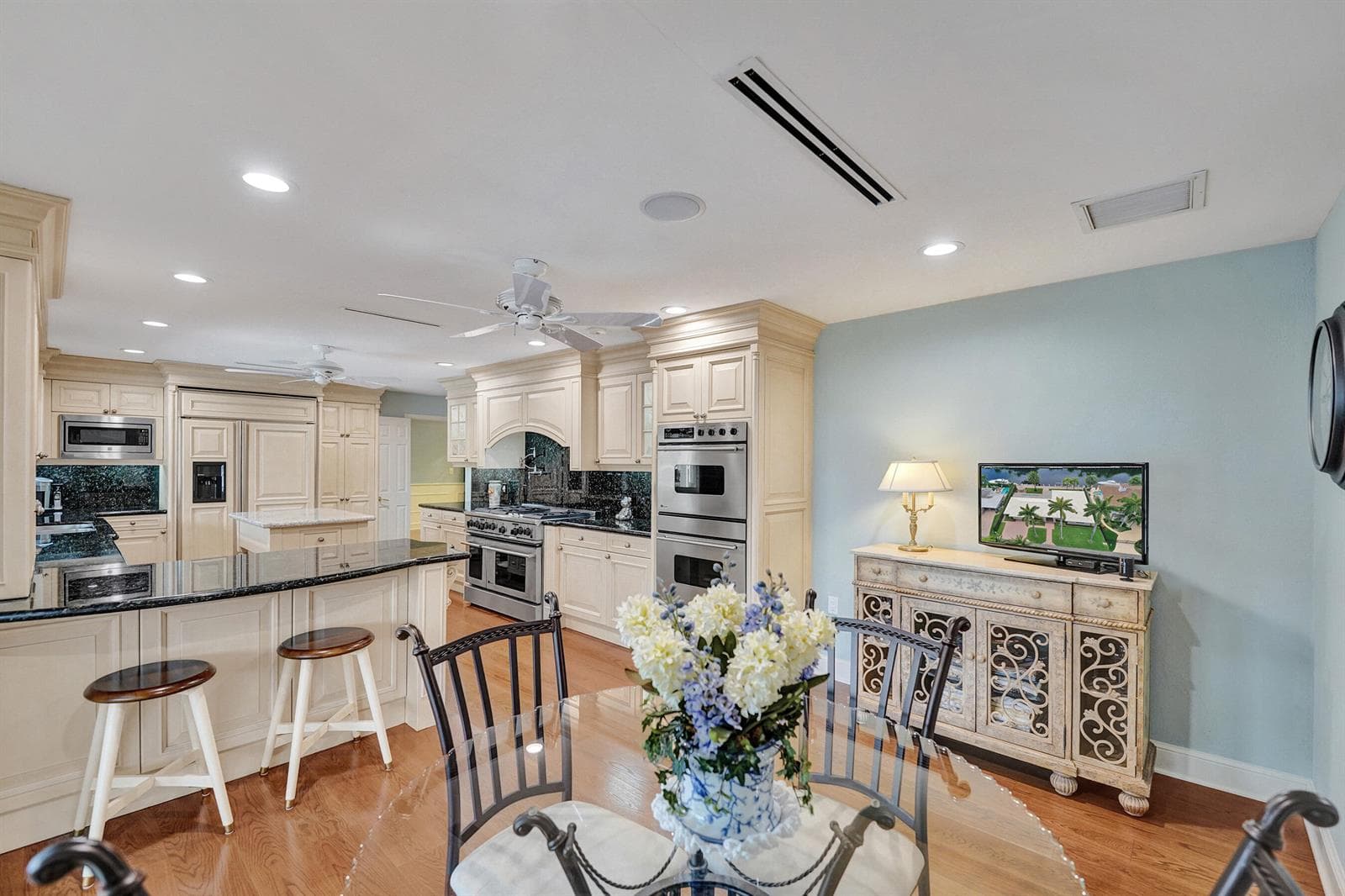 163 Nurmi Dr