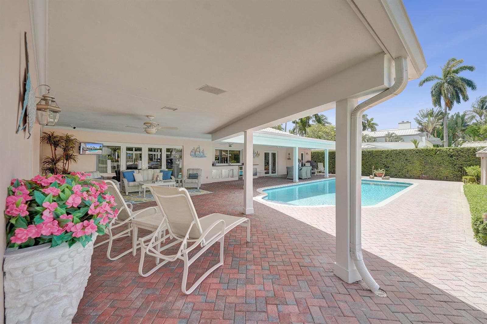 163 Nurmi Dr