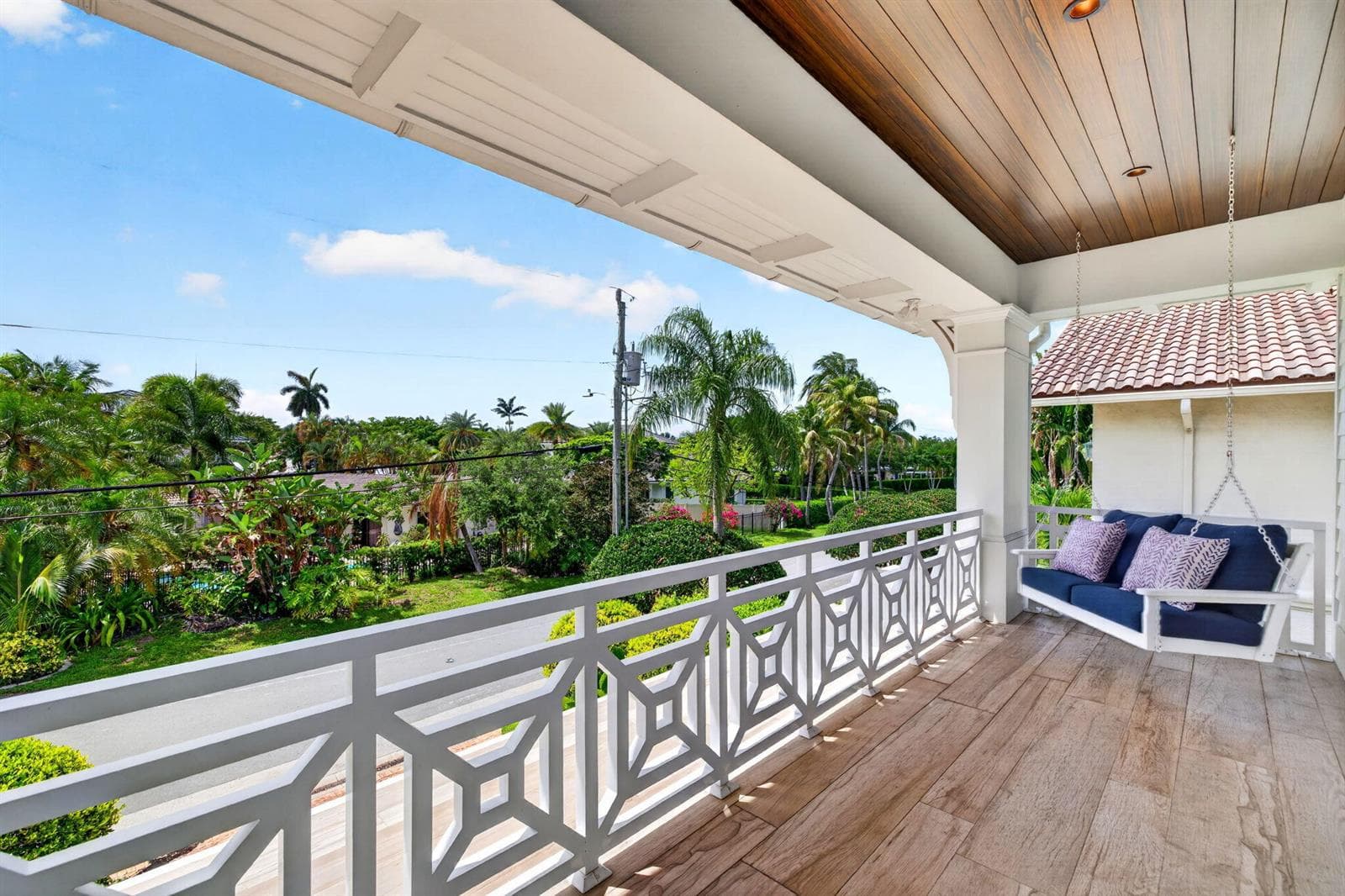 1900 Intracoastal Dr