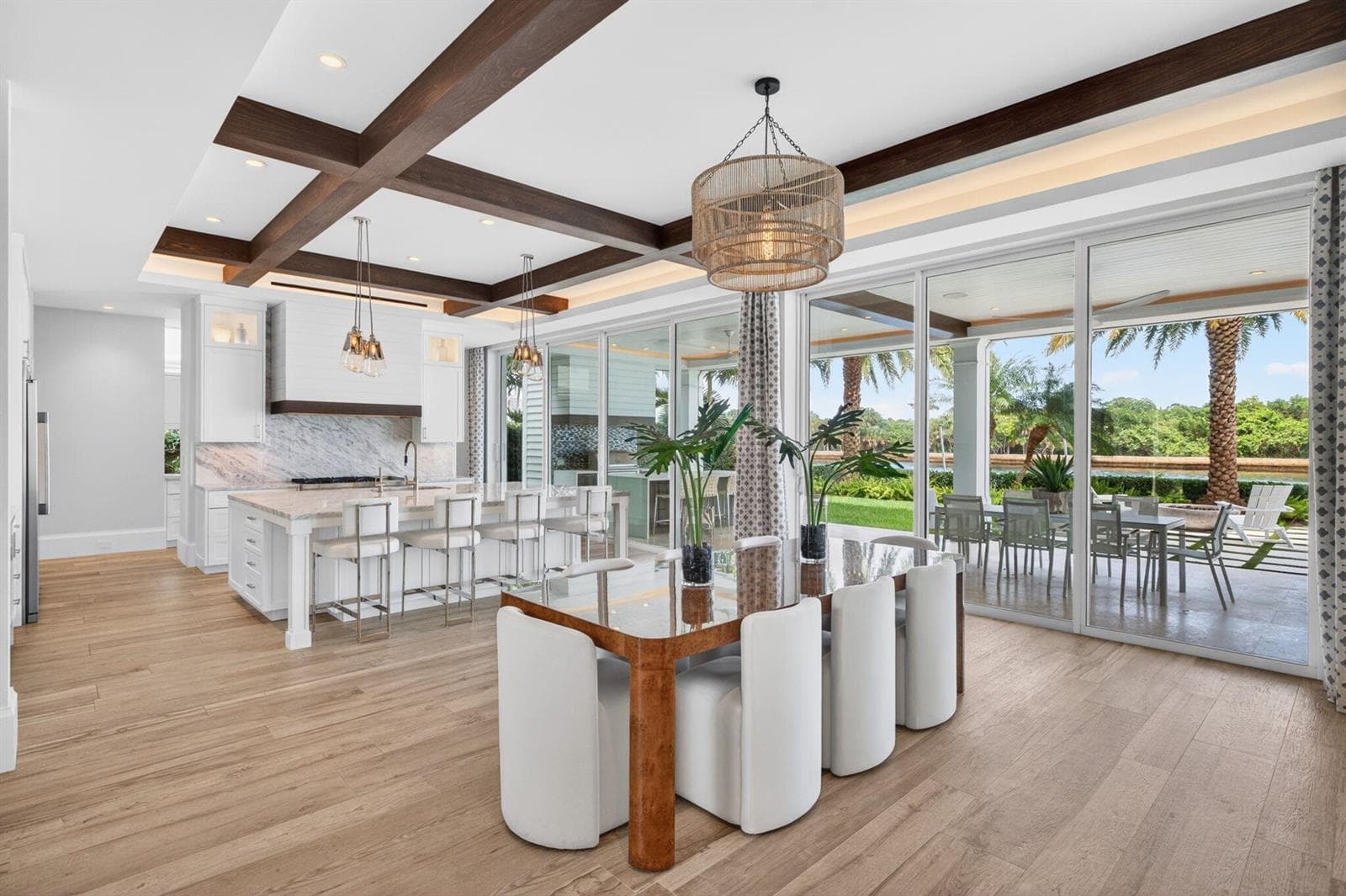 1900 Intracoastal Dr