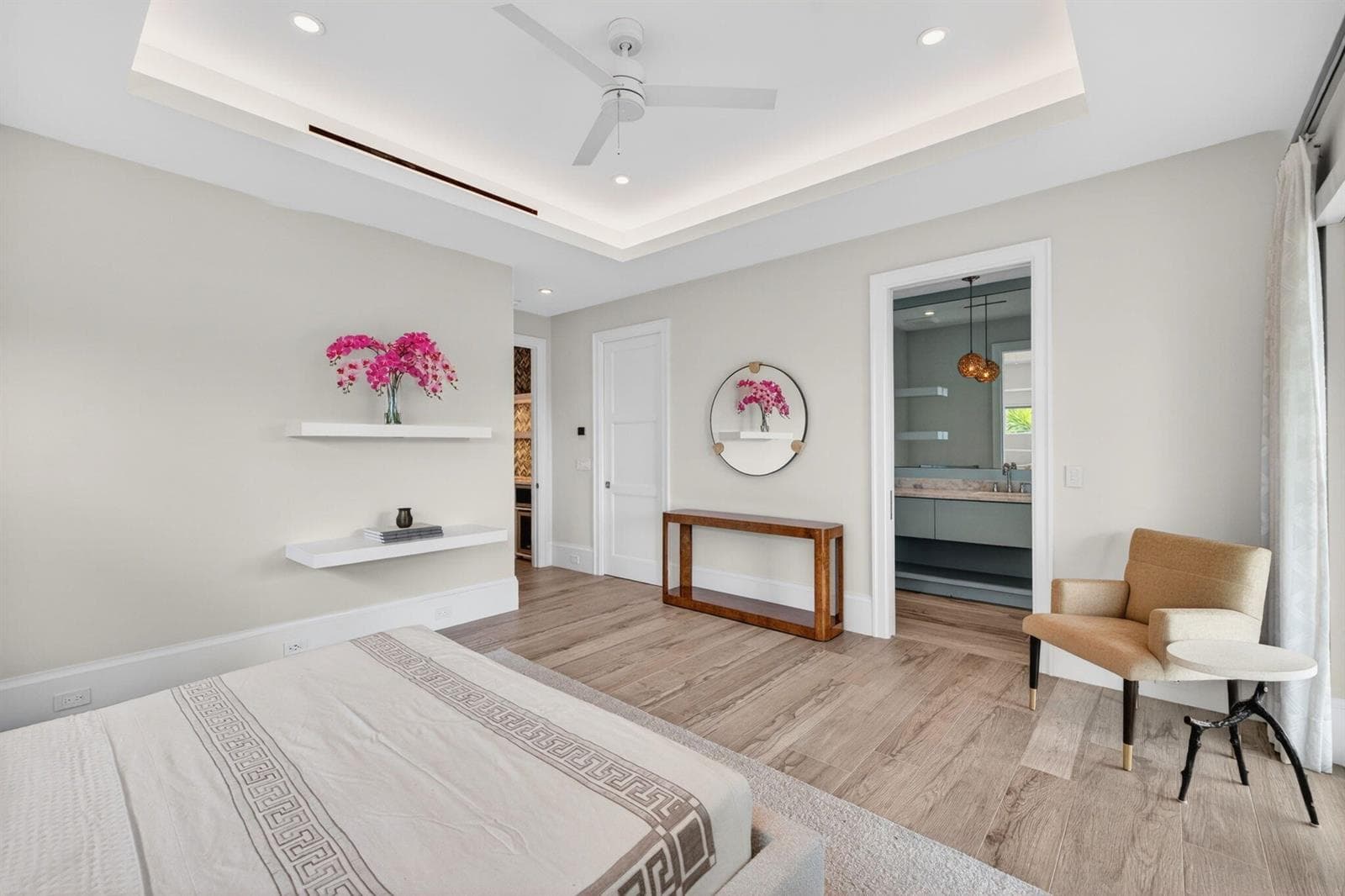 1900 Intracoastal Dr