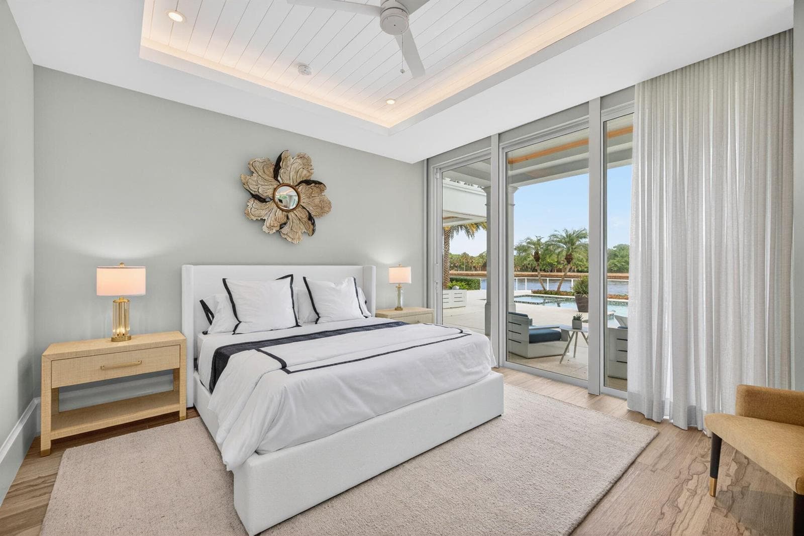 1900 Intracoastal Dr
