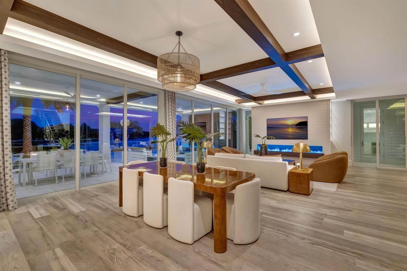 1900 Intracoastal Dr