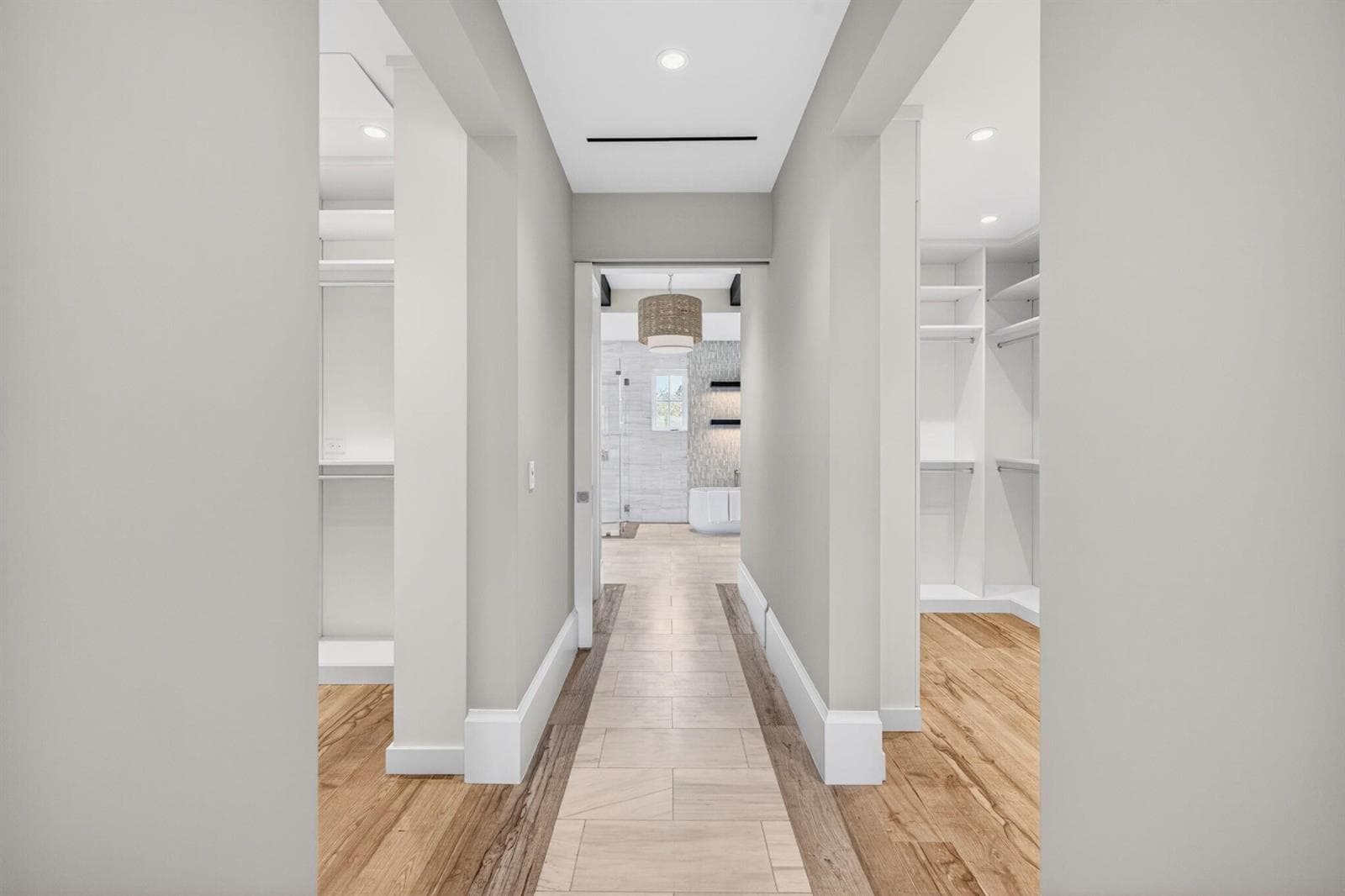 1900 Intracoastal Dr