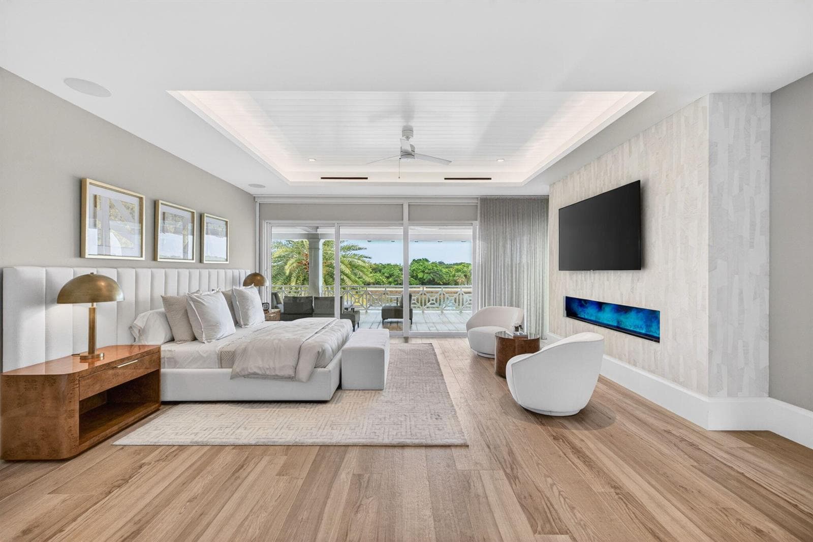 1900 Intracoastal Dr