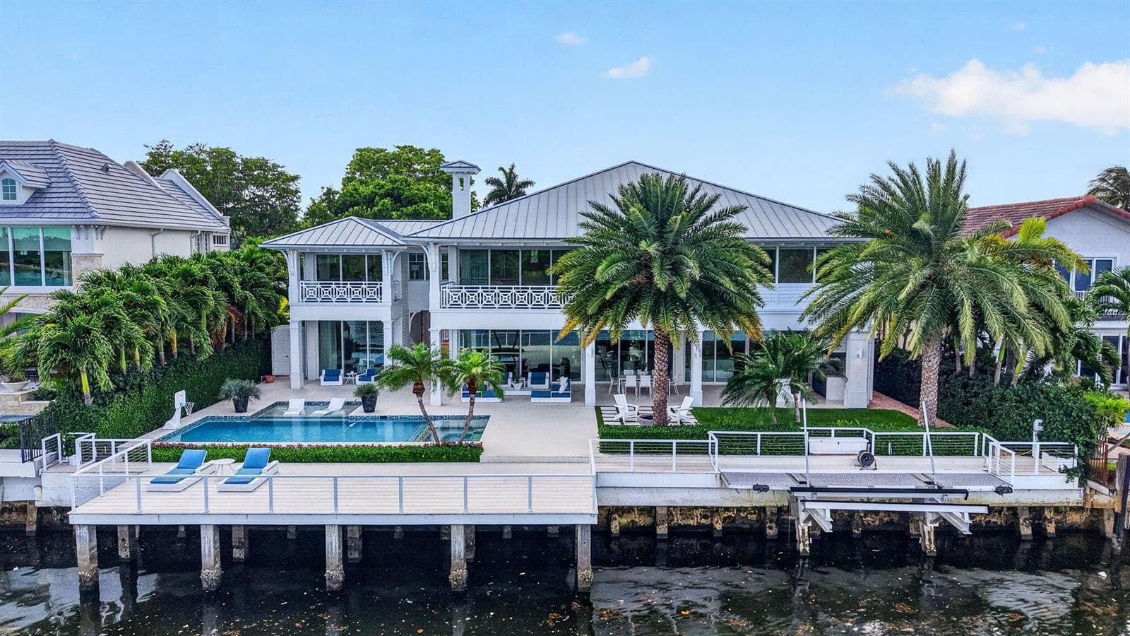1900 Intracoastal Dr
