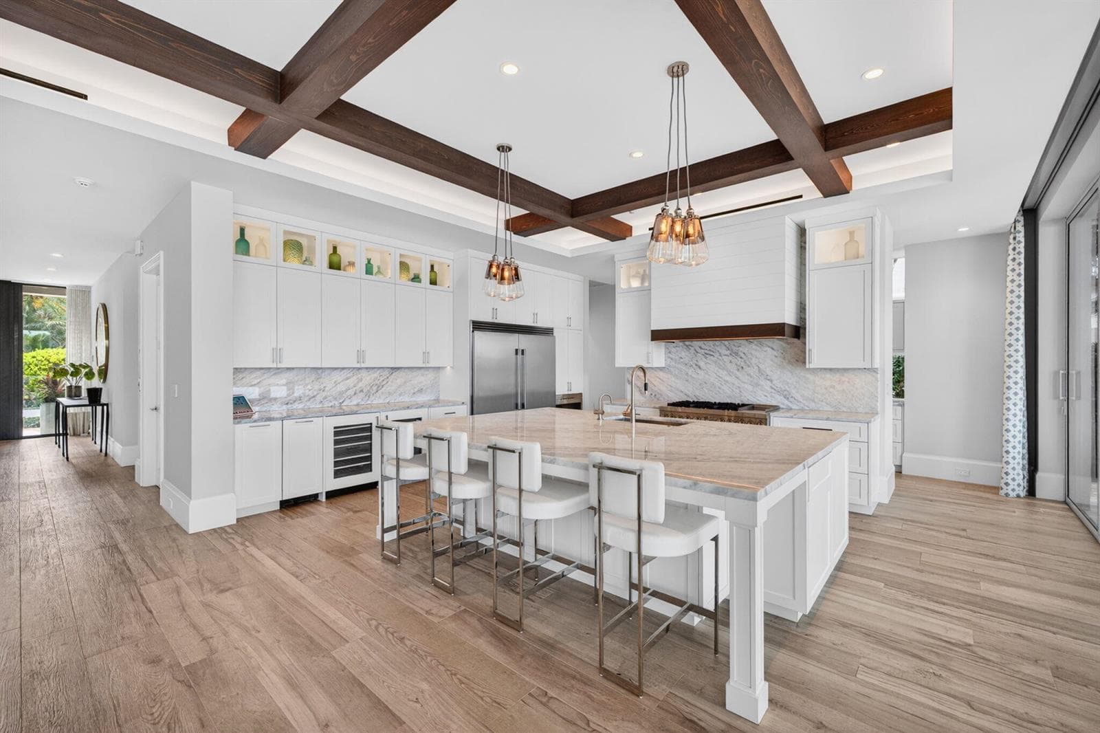 1900 Intracoastal Dr