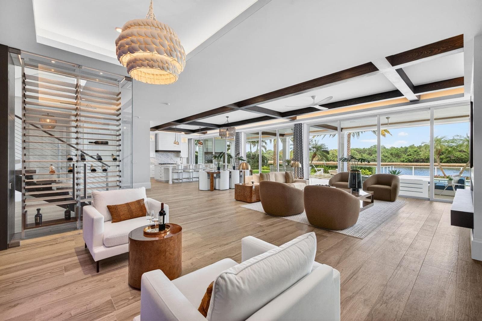 1900 Intracoastal Dr