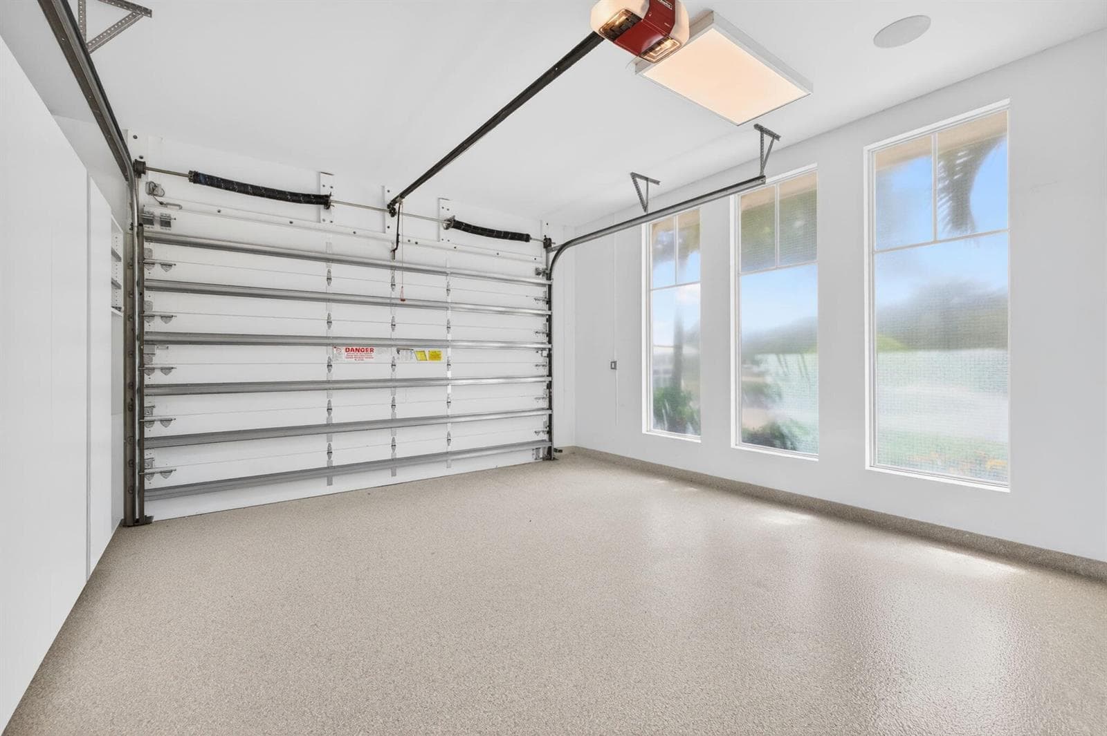 1900 Intracoastal Dr