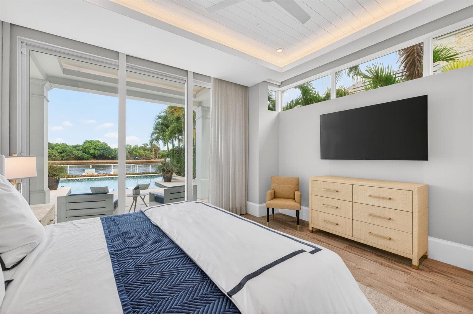 1900 Intracoastal Dr