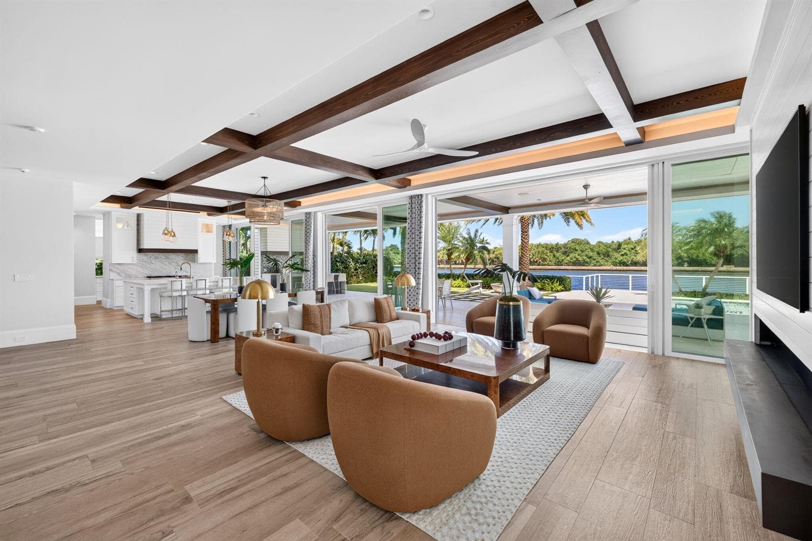 1900 Intracoastal Dr