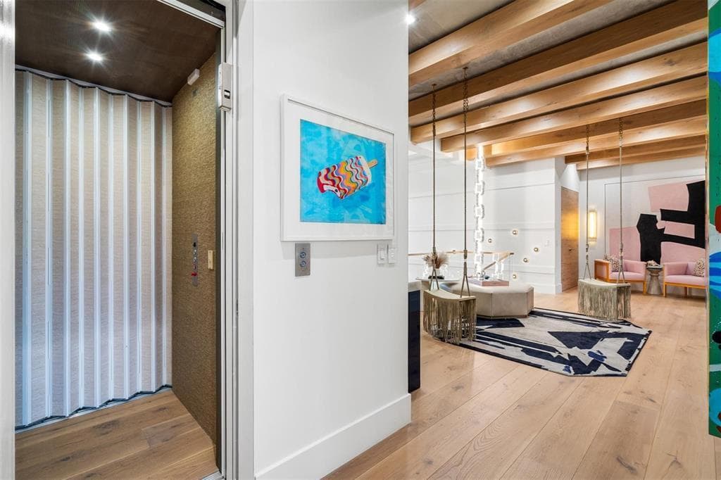 70 Isla Bahia Dr