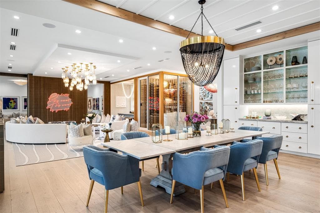 70 Isla Bahia Dr