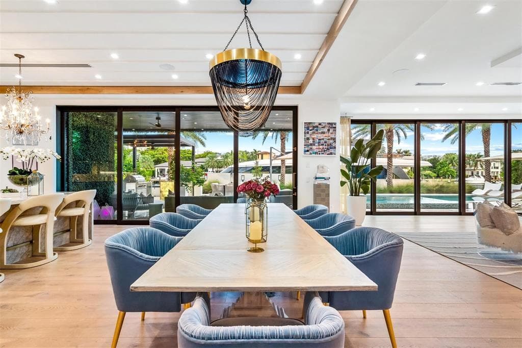 70 Isla Bahia Dr
