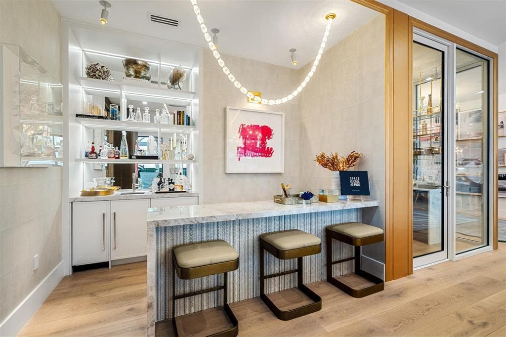 70 Isla Bahia Dr