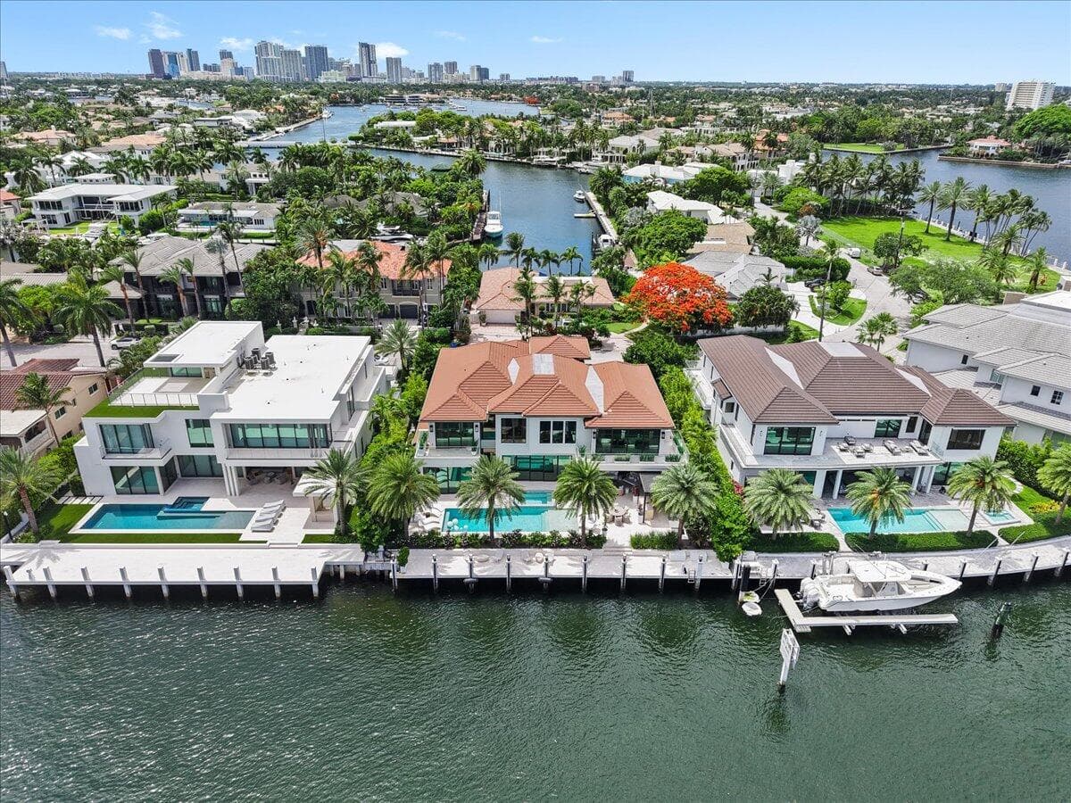 70 Isla Bahia Dr