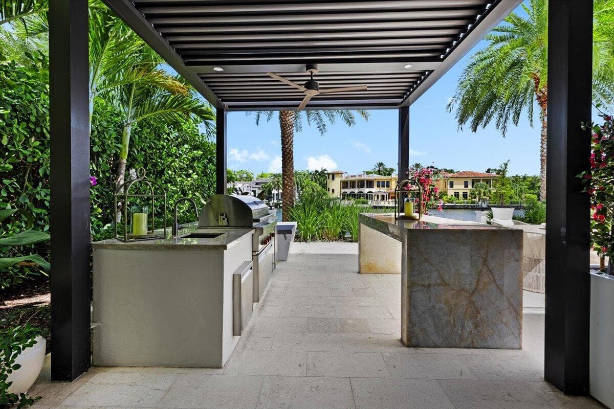70 Isla Bahia Dr