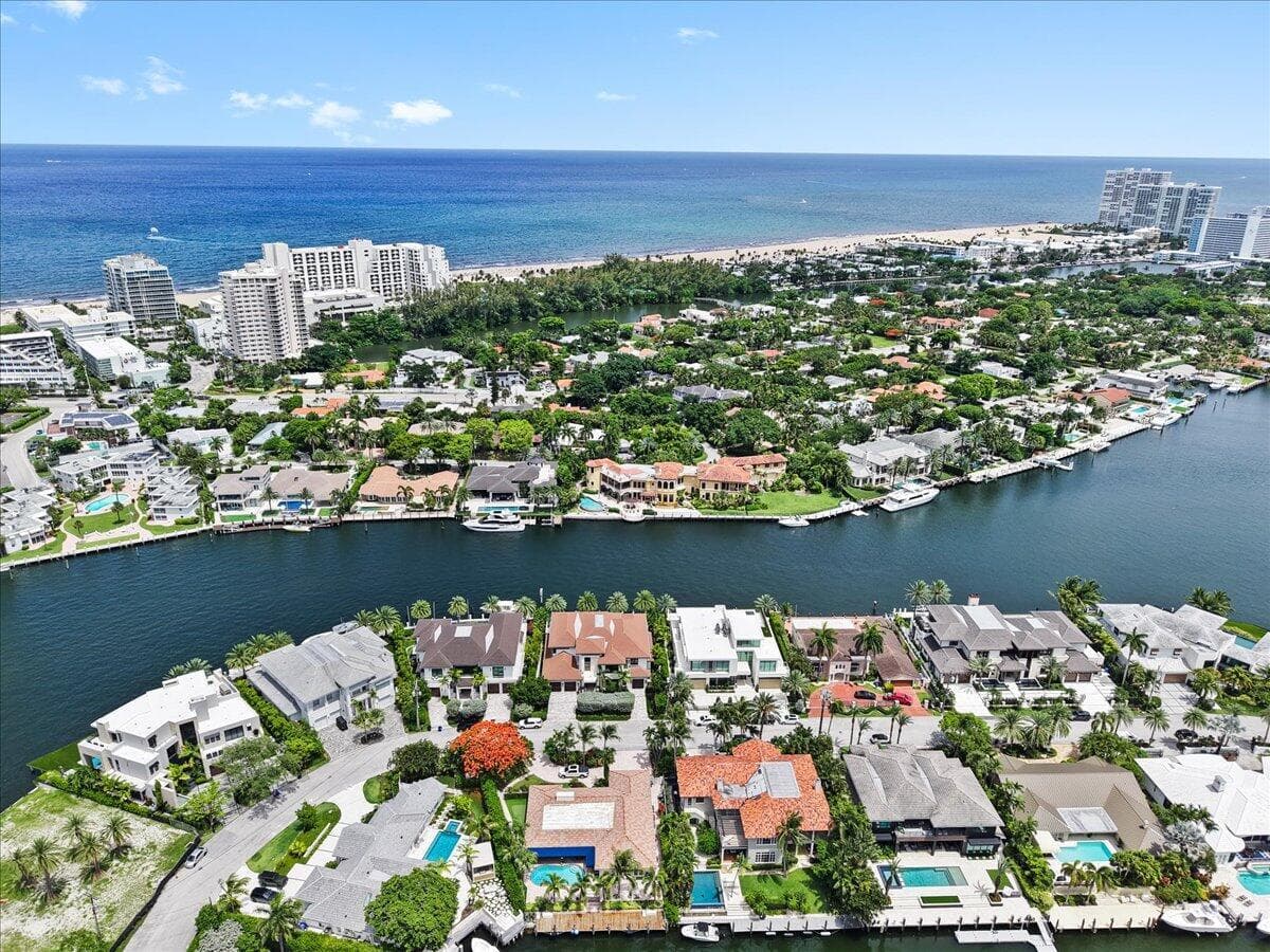 70 Isla Bahia Dr