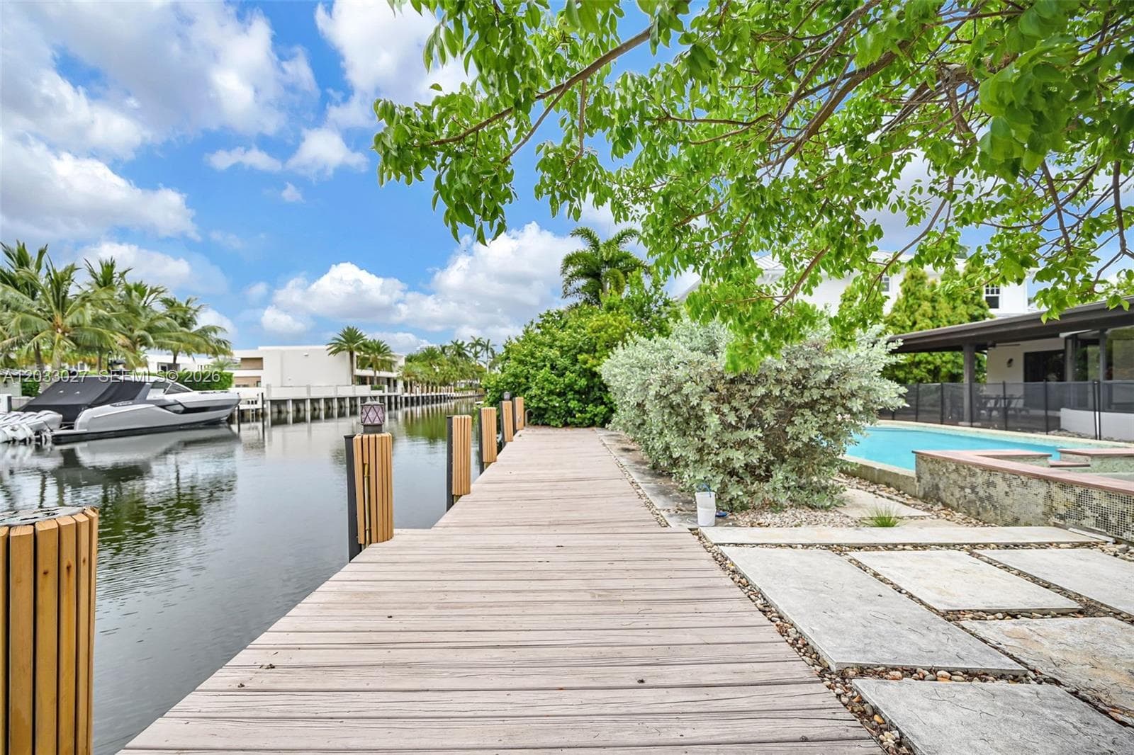 2311 Delmar Pl