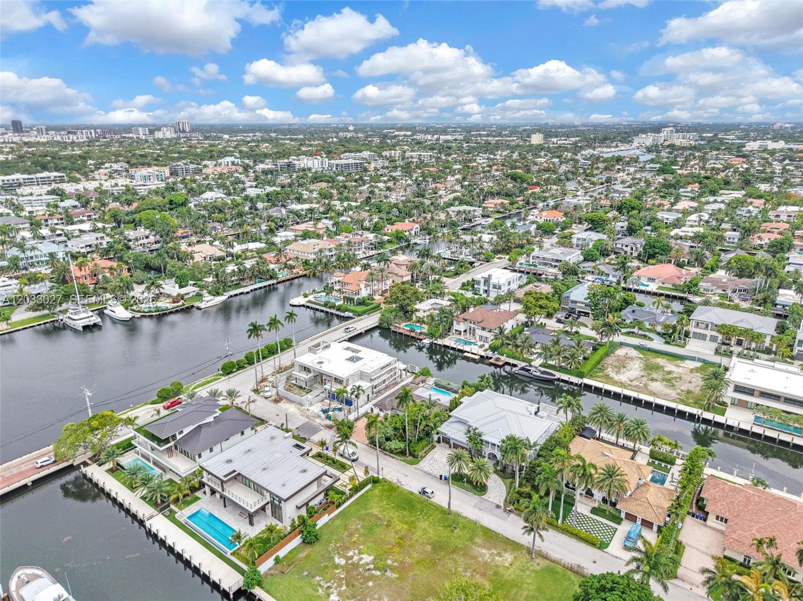 2311 Delmar Pl