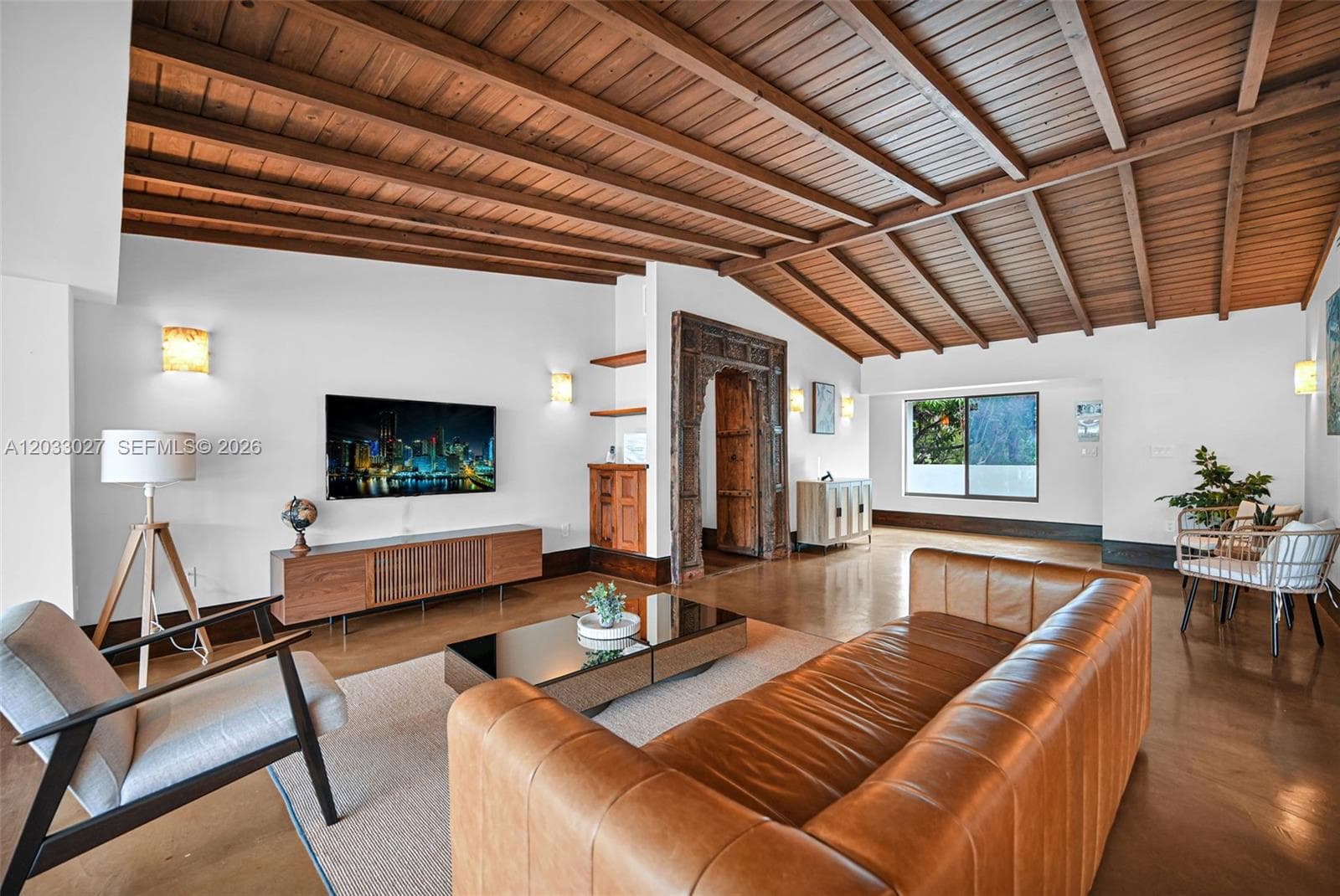 2311 Delmar Pl