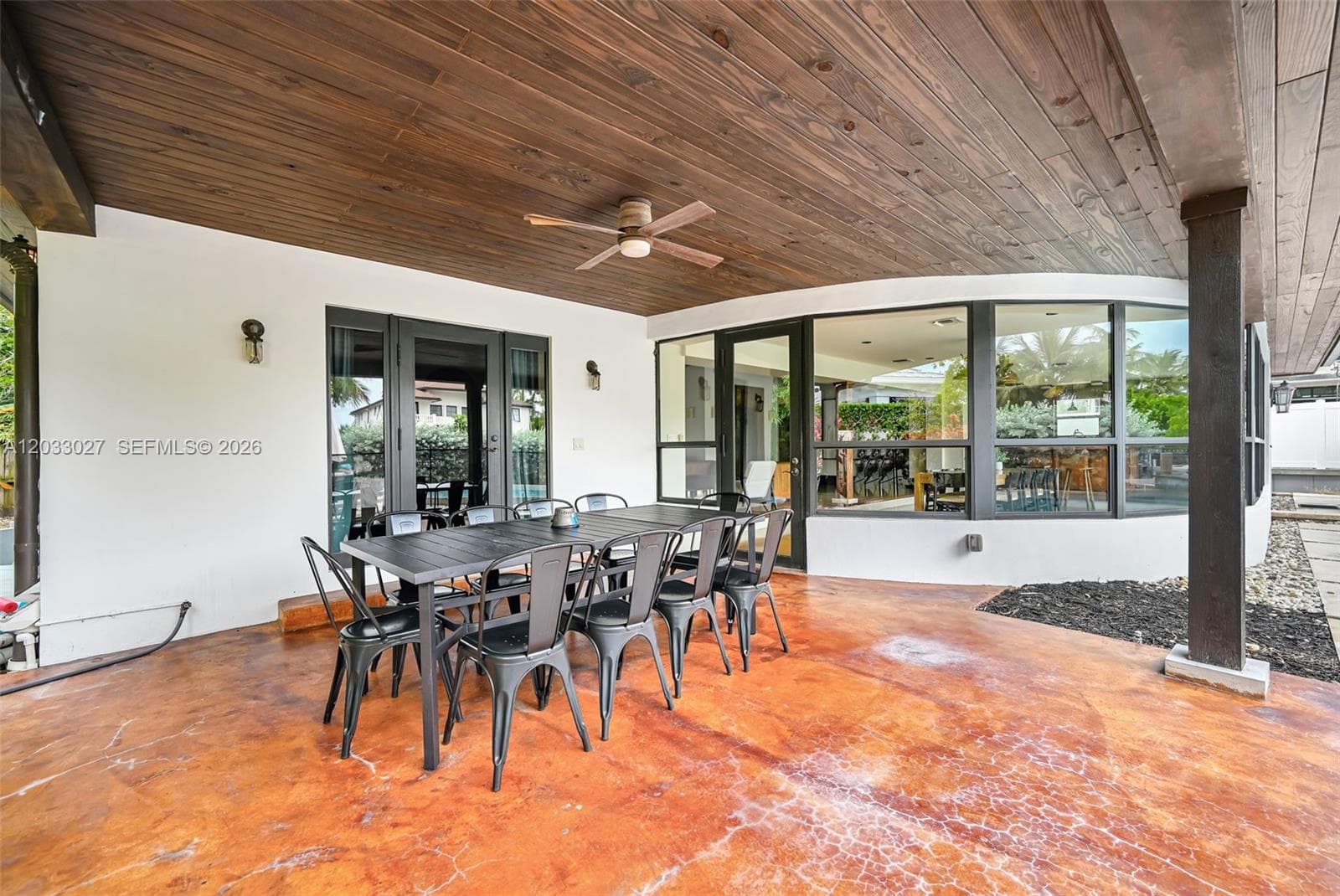 2311 Delmar Pl