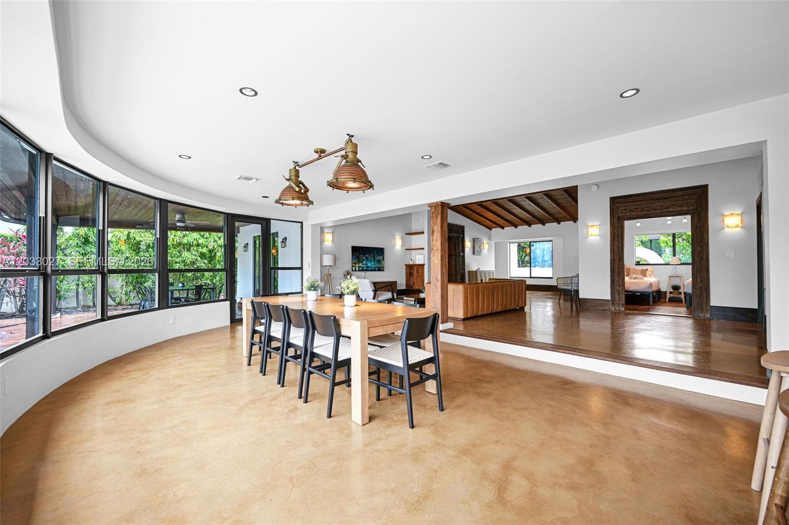 2311 Delmar Pl
