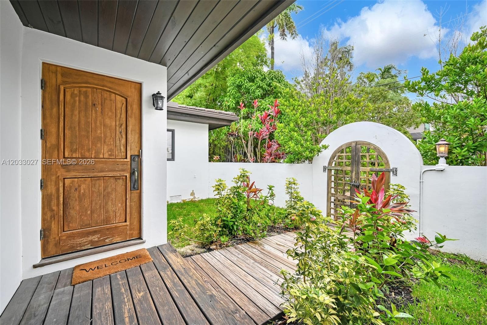 2311 Delmar Pl