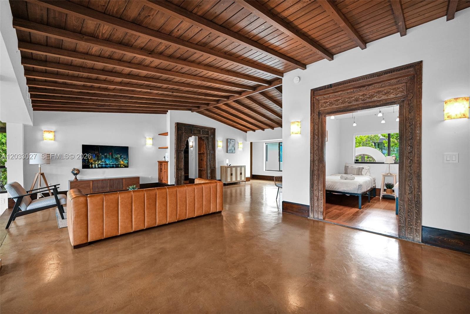2311 Delmar Pl
