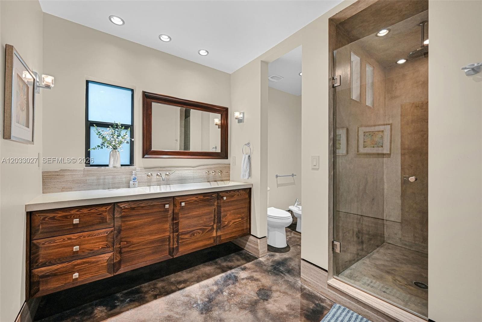 2311 Delmar Pl