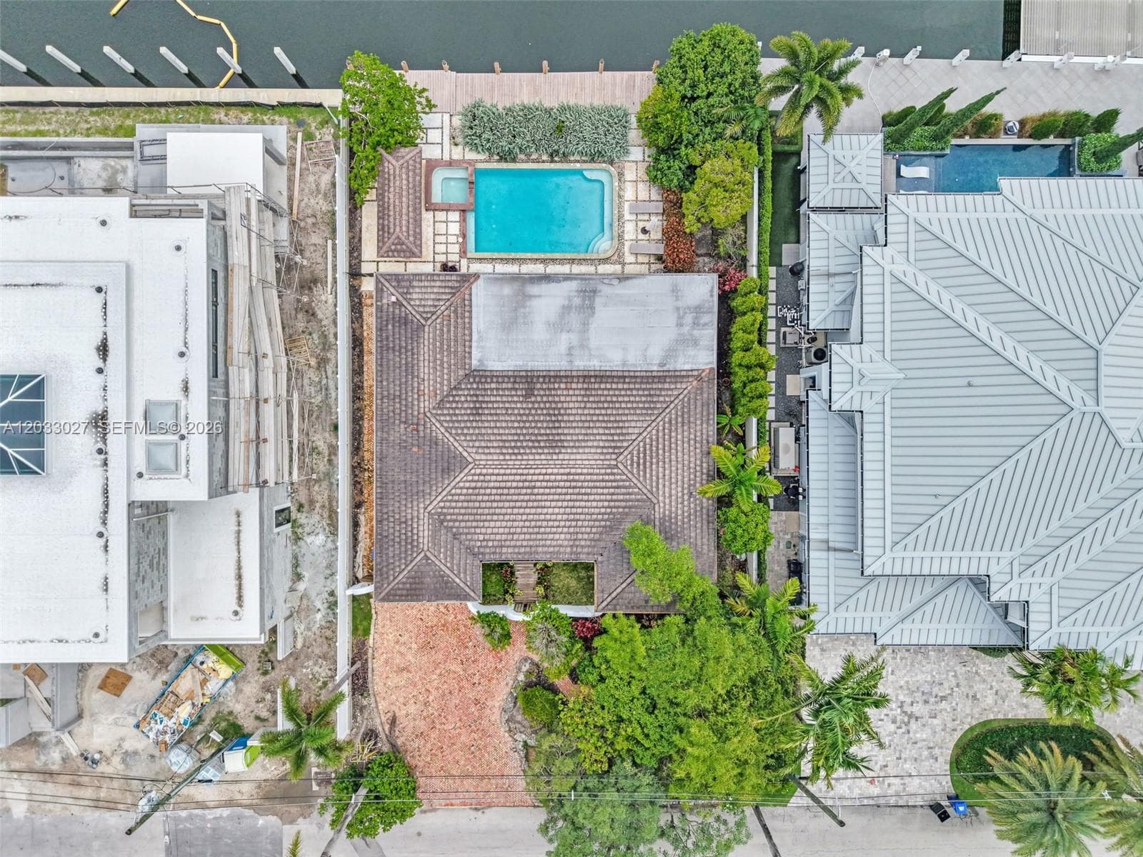 2311 Delmar Pl