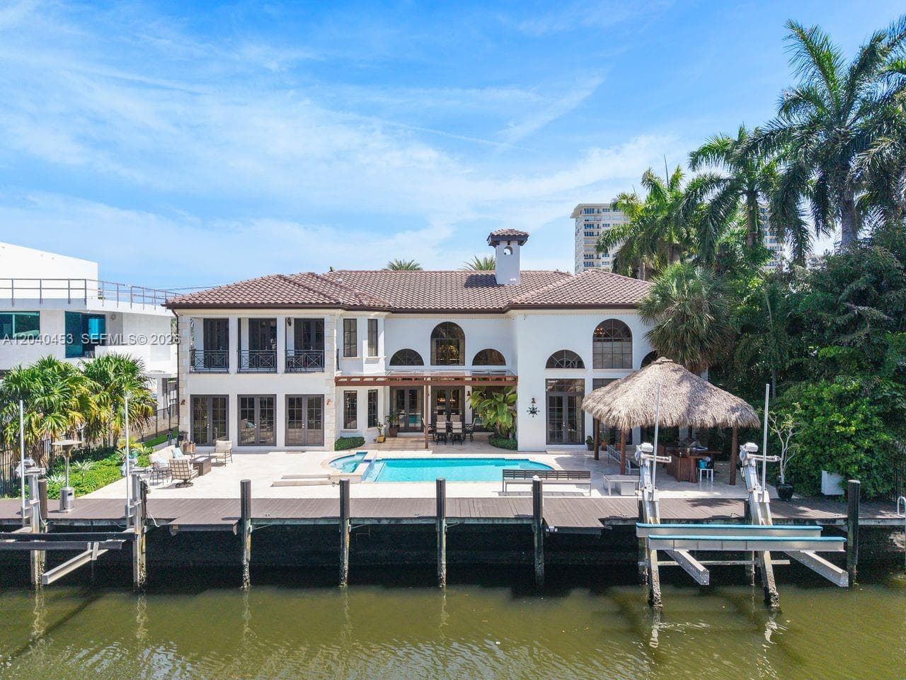 2601 Delmar Pl