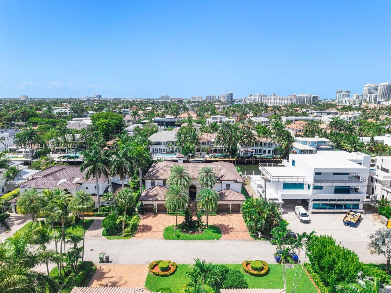 2601 Delmar Pl