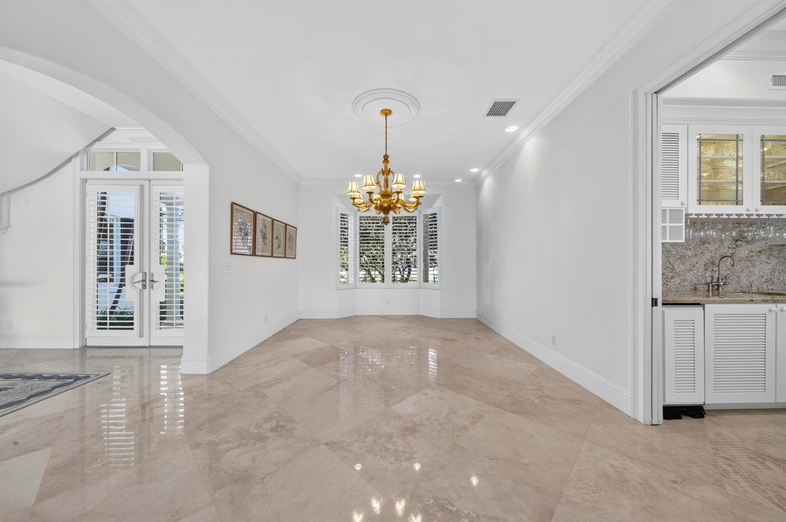 704 Isle of Palms Dr