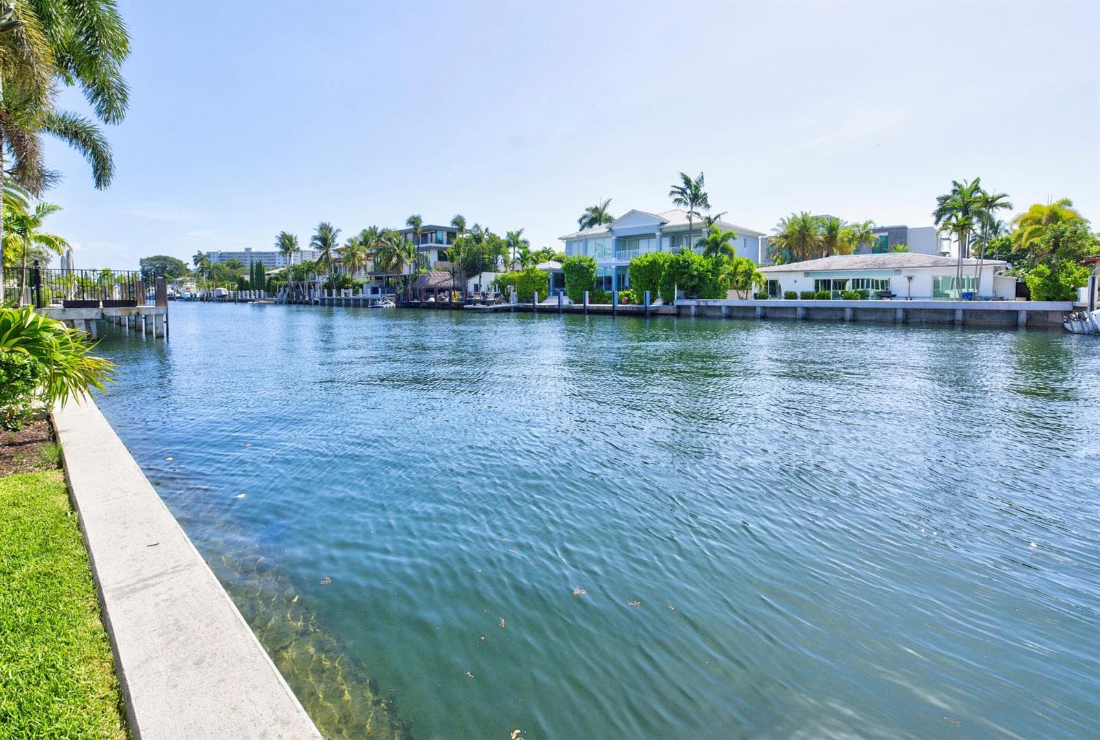 704 Isle of Palms Dr