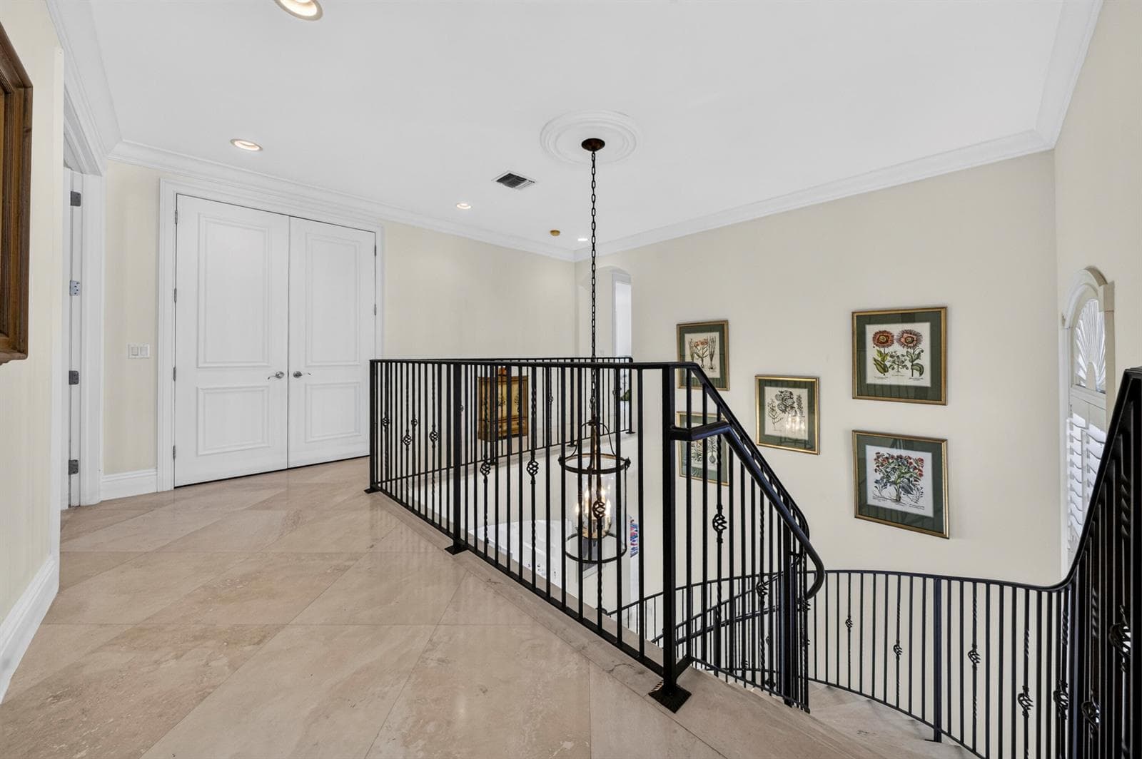 704 Isle of Palms Dr
