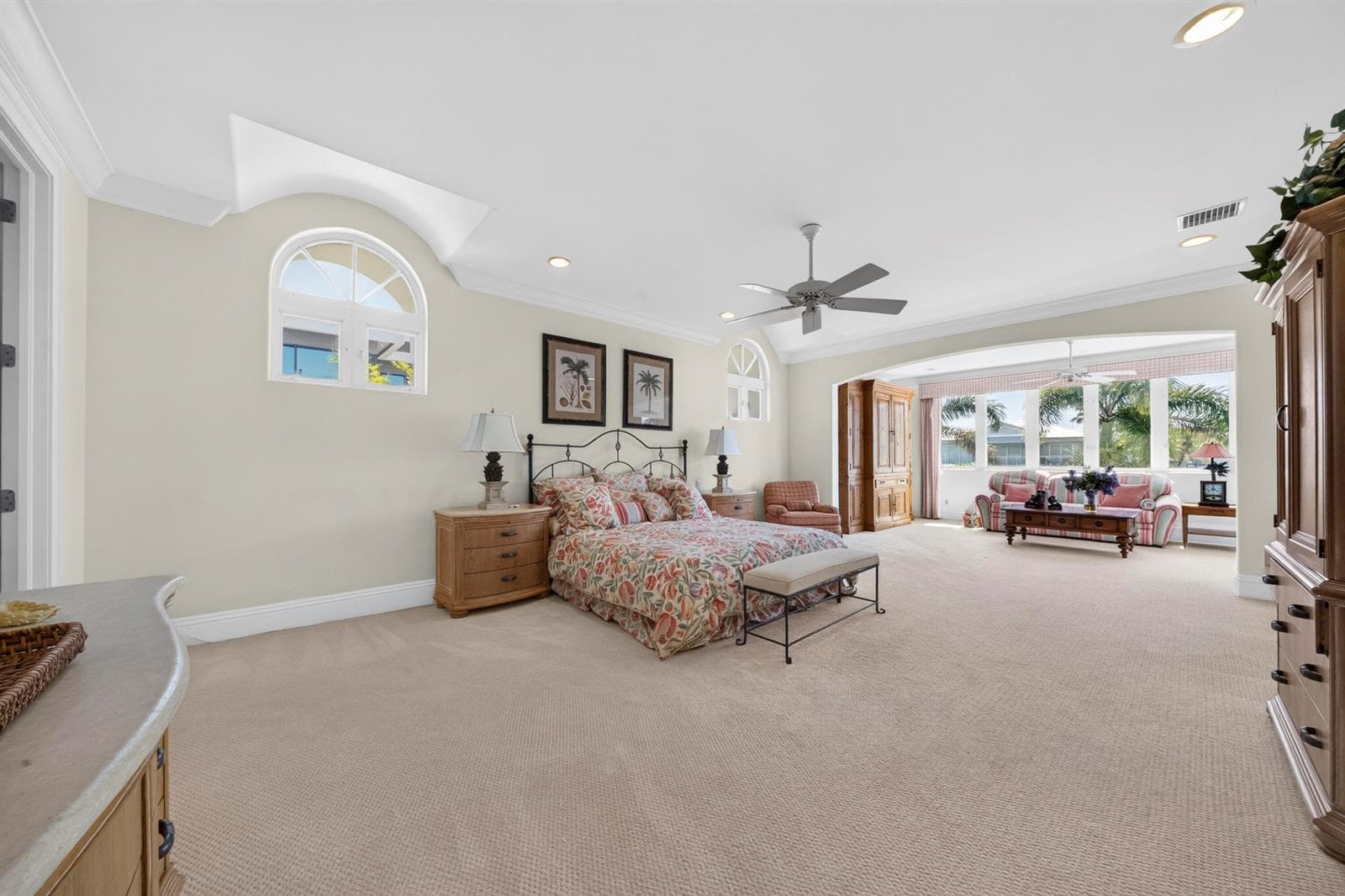 704 Isle of Palms Dr