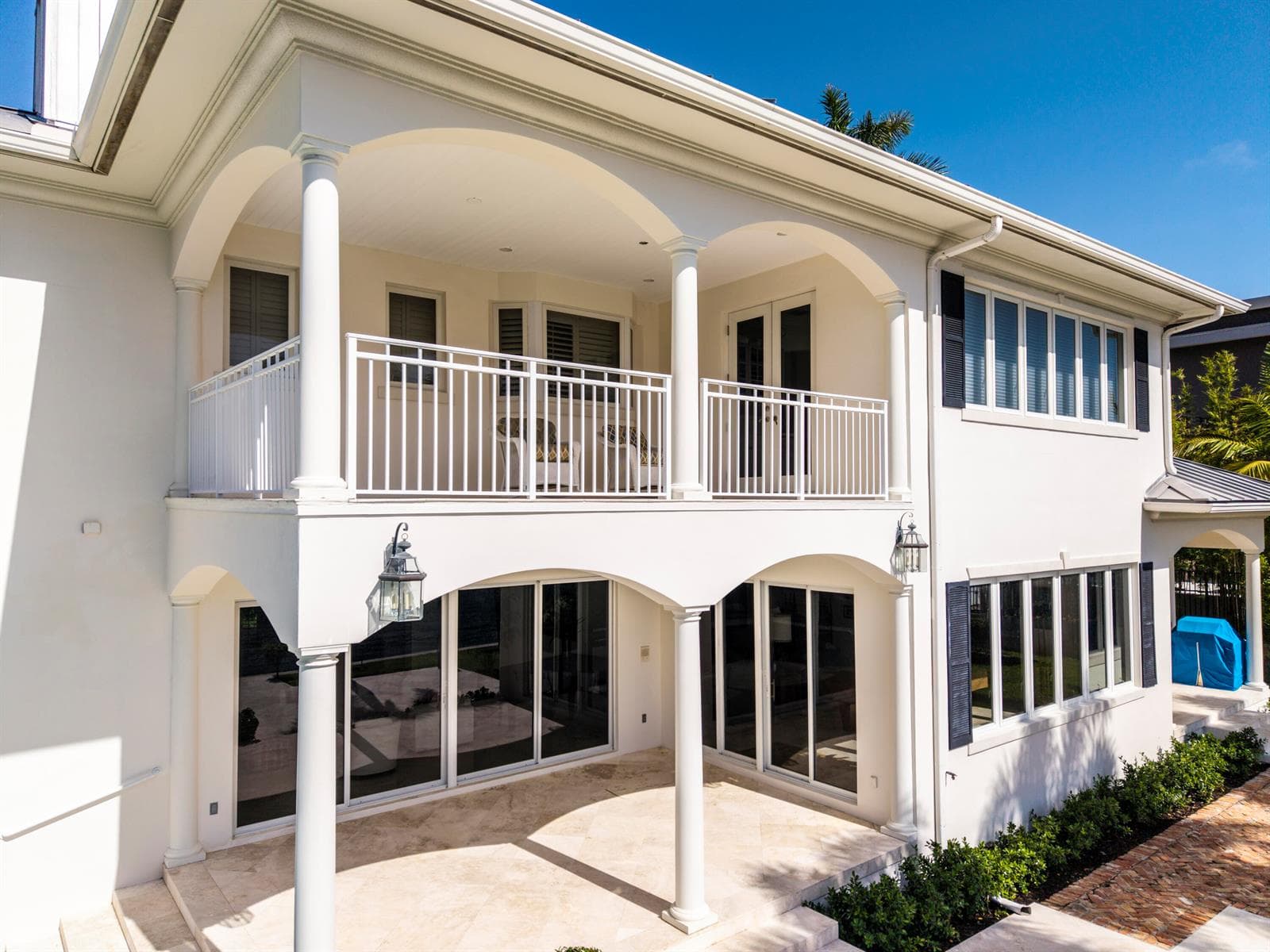 704 Isle of Palms Dr