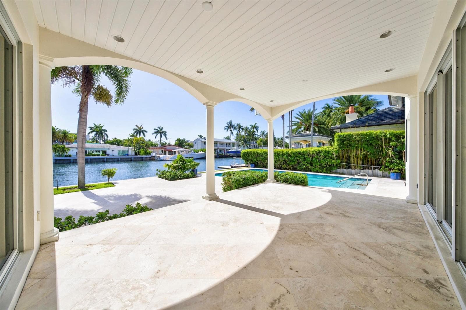 704 Isle of Palms Dr