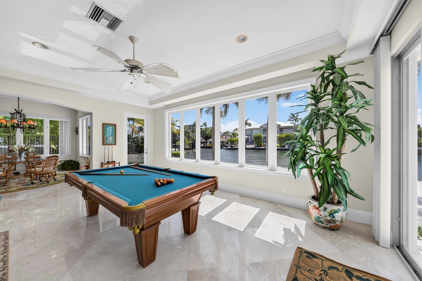 704 Isle of Palms Dr